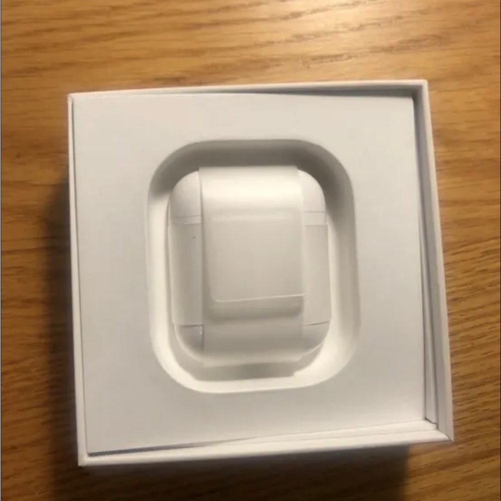 Apple AirPods Second Generation